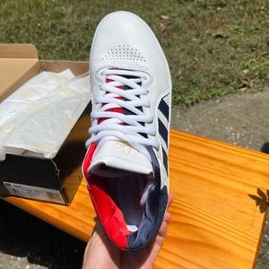 Adidas Skateboarding Tyshawn Jones White Leather Blue/Red 9.5 BRAND NEW